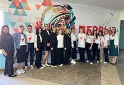 В икрянинской школе прошла встреча с членами молодёжной избирательной комиссии