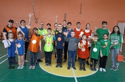 В икрянинской школе прошёл праздник «Папа, мама, я — спортивная семья»
