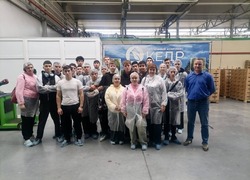 Икрянинские фермеры решают кадровые проблемы