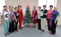 Икрянинцев отметили в конкурсе «Новогодняя палитра талантов»