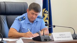 Прокурор Астраханской области провел прием в Икрянинском районе