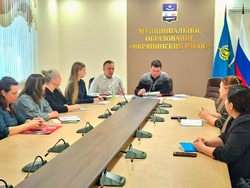 В Икрянинском районе обсудили вопросы работы адресных систем