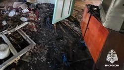 В Икрянинском районе горел жилой дом