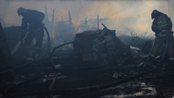 В Икрянинском районе горел жилой дом