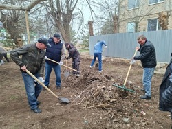 В Икрянинском районе дан старт весеннему благоустройству