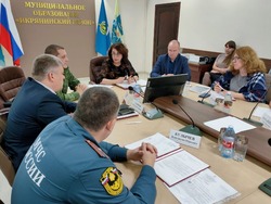 В Икрянинском районе главам муниципалитетов рассказали о требованиях по выжигу травы