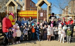 В Икрянинском районе обустроили детскую площадку