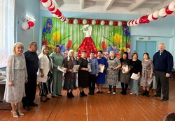 В ниновской школе организовали концерт для мам участников СВО