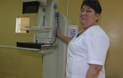 В икрянинской поликлинике борются с онкологией новейшим рентген-аппаратом