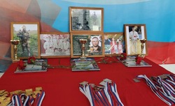 В спортивном комплексе «Икрянинский» прошел открытый турнир по самбо