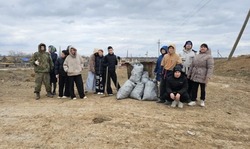 В Икрянинском районе стартовали весенние субботники