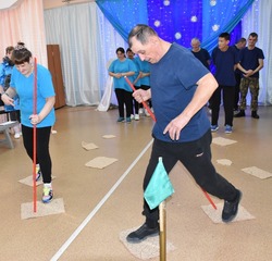 В Старо-Волжском доме-интернате прошли зимние эстафеты