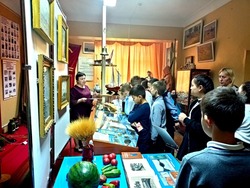 В Икрянинском районе открылась выставка «С любовь к родному краю»
