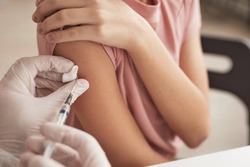 В Икрянинском районе стартовала вакцинация от гриппа