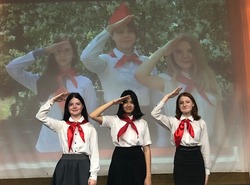 В Икрянинской средней школе отметили День пионерии