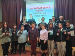 В селе Икряное провели встречу по профилактике наркомании